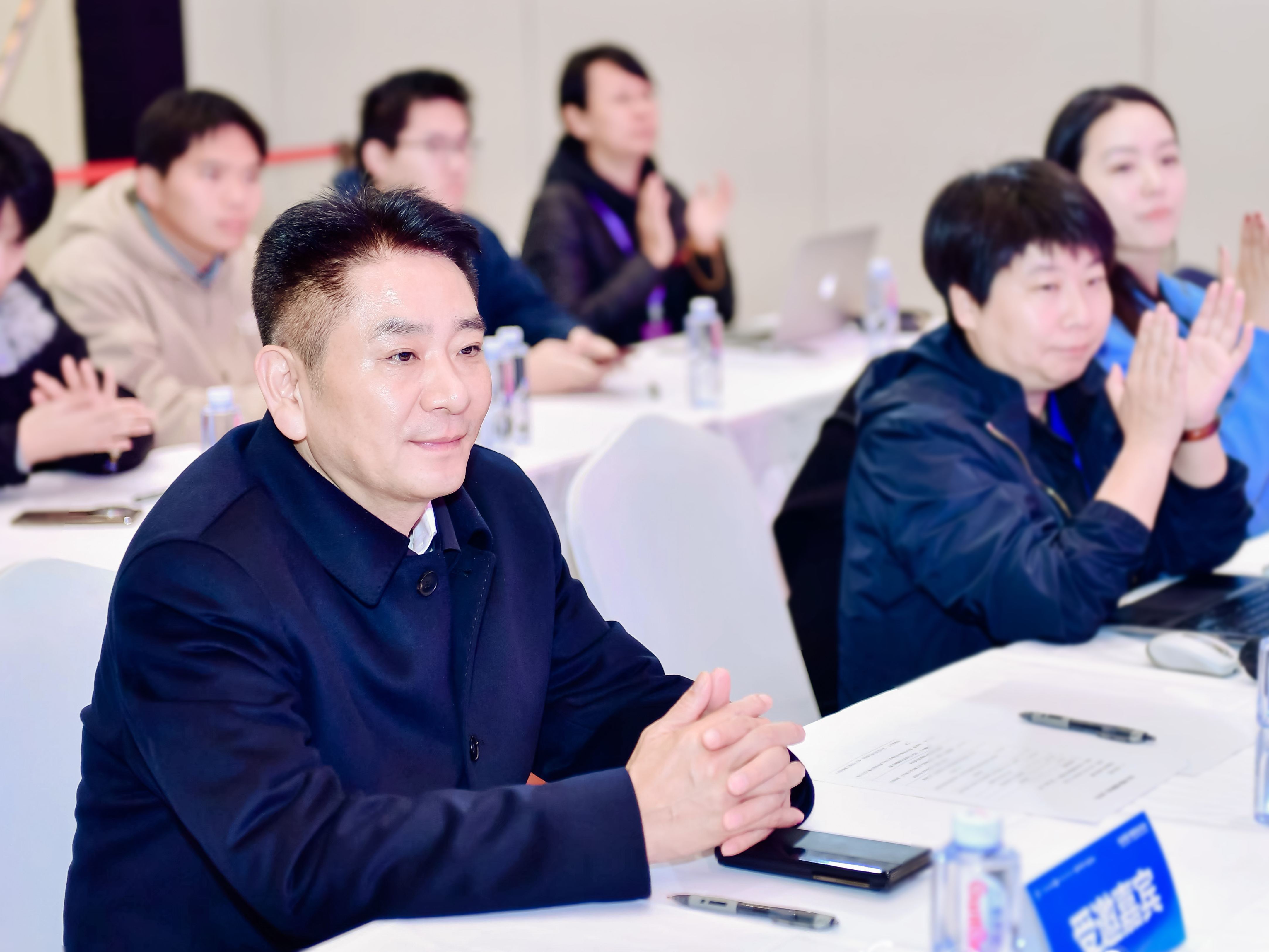 微信图片_20251025111232.jpg 微信图片_20251025111232.jpg